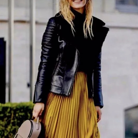 FRNCH Dresses & Skirts - FRNCH Edmonise Mustard Yellow Loose Pleated Maxi Skirt - Size XL